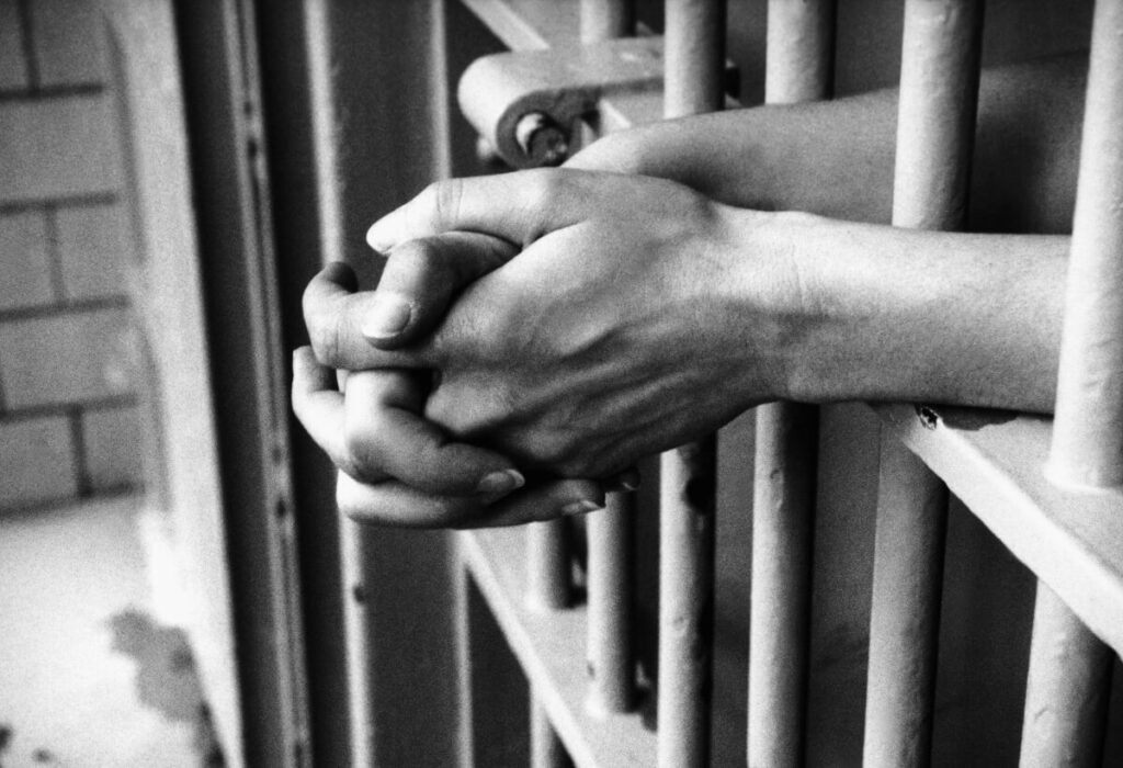 O que realmente acontece nos bastidores do sistema prisional Brasileiro bastidores do sistema prisional brasileiro